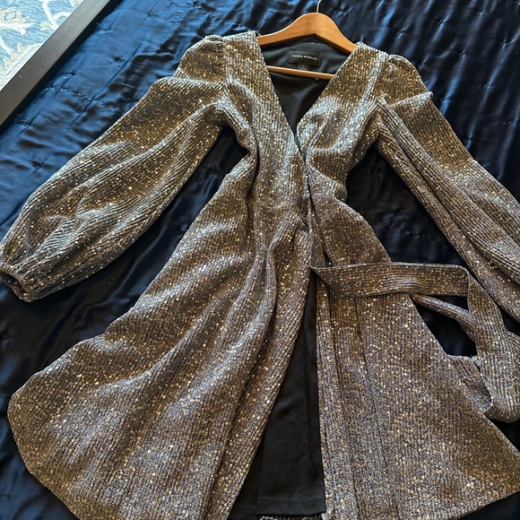 Donna Morgan Glittering Silver and Black Sequin Jacket - Picture 2 of 7